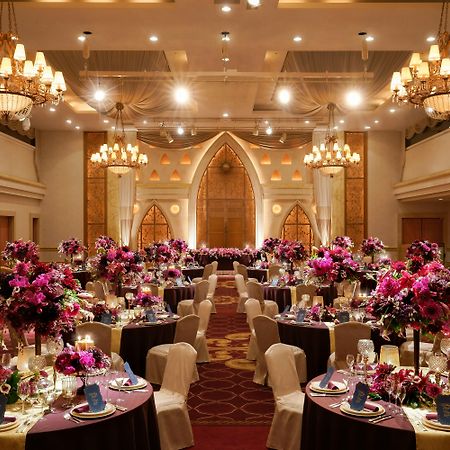 Готель Intercontinental Yokohama Grand By Ihg Екстер'єр фото The Royal Ballroom